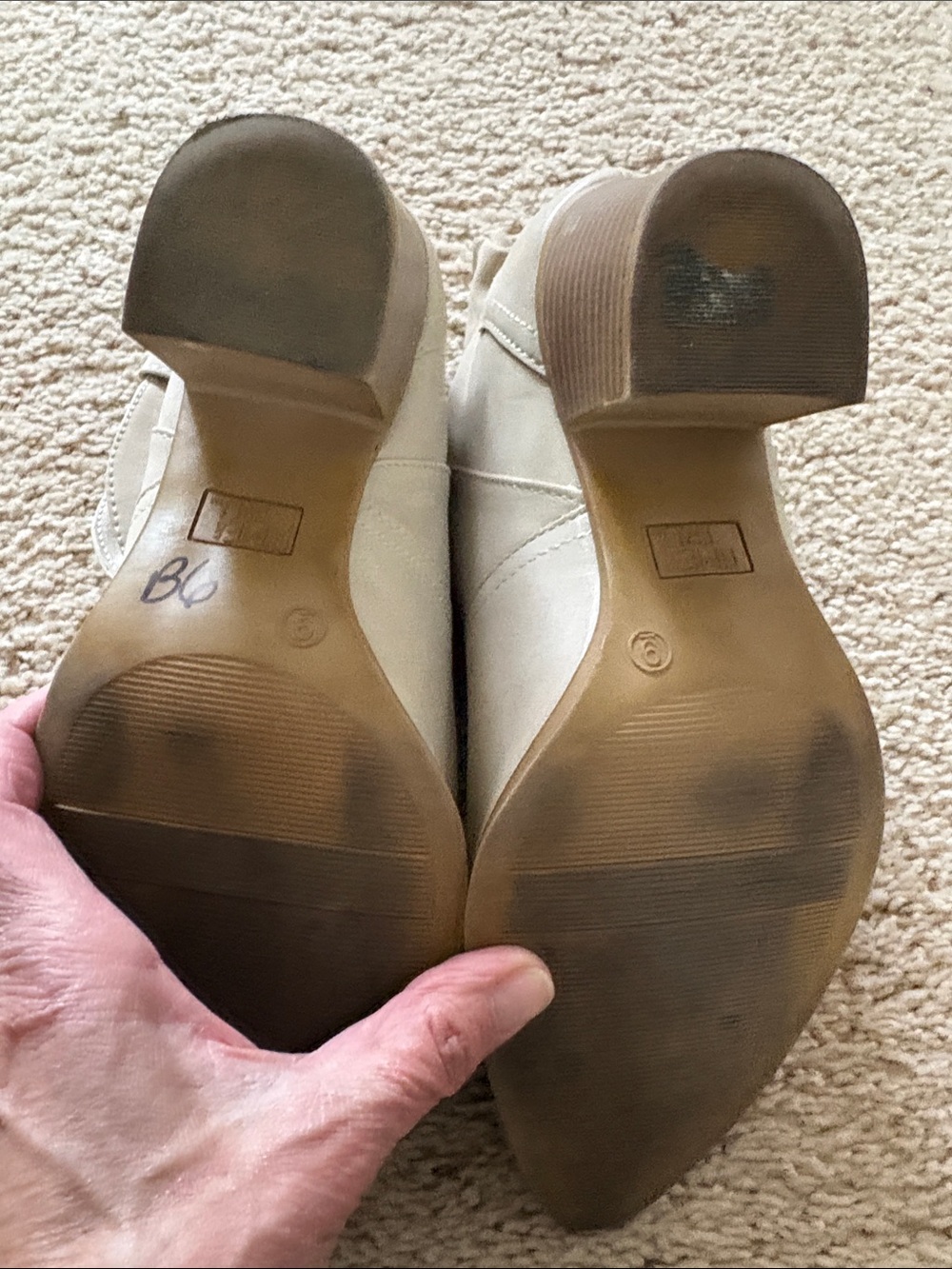 Women's Taupe Western Ankle Boots,Size 9 - Picture 4 of 5